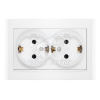 Розетка Бриллиант двойная с заземлением с защитной шторкой белая Универсал 7947540