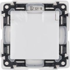 Valena LIFE IP44 Розетка силовая 2К+З со шторками с крышкой белая LEGRAND 753119