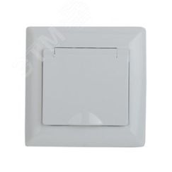 Розетка Intro Solo 4-207-01 с заземлением 2P+E Schuko с крышкой шторками, 16А-250В, IP20, СУ, белый ЭРА Б0053689