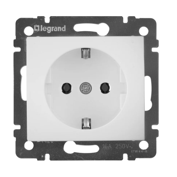 VALENA Розетка 1-местная с заземлением с защитными шторками 1упаковка (10шт арт.774420) 16А белый VALENA Розетка 1-местная с заземлением с защитными шторками 1упаковка (10шт арт.774420) 16А белый