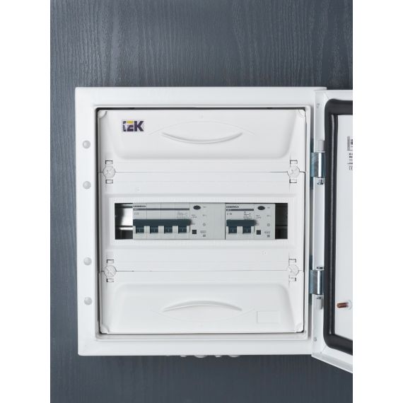 Дифференциальный автоматический выключатель АД12 2Р 16А 30мА GENERICA