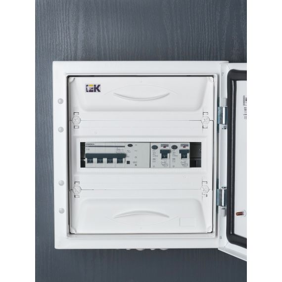 Дифференциальный автоматический выключатель АД14 4Р 32А 30мА GENERICA