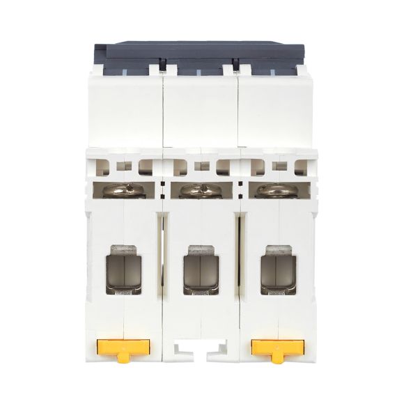 ARMAT Автоматический выключатель M10N 3P D 6А IEK