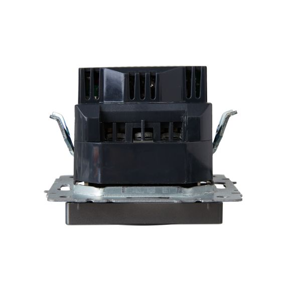 BRITE Розетка 1-местная с заземлением с защитными шторками 16А с USB A+C 18Вт РЮш11-1-БрС сталь IEK