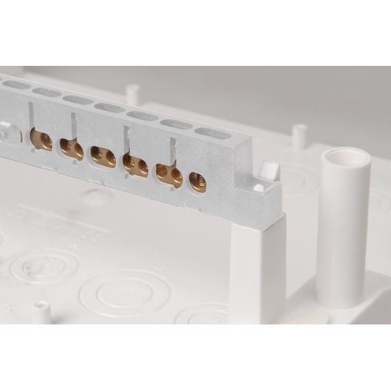 Безопасный суппорт для шин N/PE на защелках защищает от прикосновений