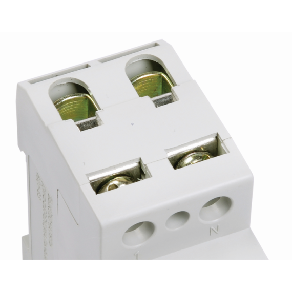 Насечки на контактных зажимах снижают тепловые потери и увеличивают механическую устойчивость соедин