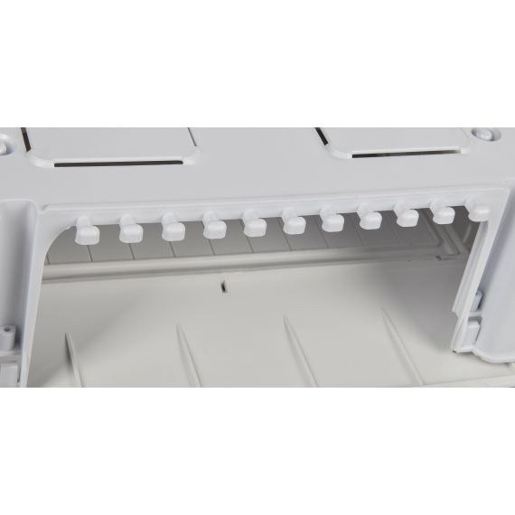 Гребенка на основании корпуса для организации проводников