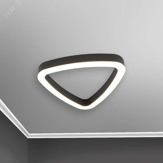 Светильник светодиодный RVE-LBX-HOLE-LITUS-600-N (Треугольник Рело закругл. с отв. 600х570х70мм 40Вт Накладной 4000К Белый) RVElektro RVE00001276