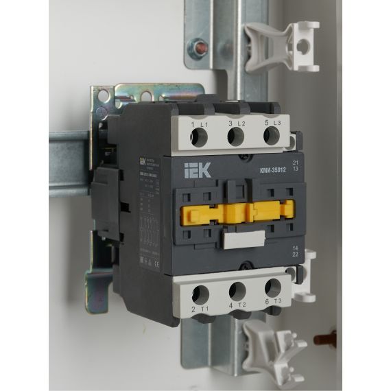 Контактор КМИ-35012 50А 230В/АС3 1NO;1NC IEK
