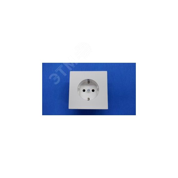 Розетка SCHUKO, дюропласт, белый матовый JUNG LS1520WWM