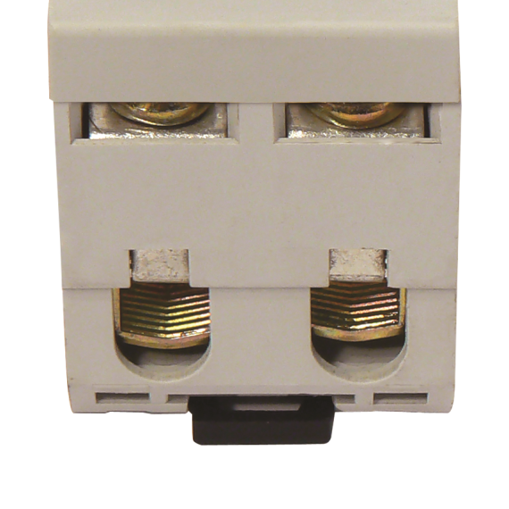 Насечки на контактных зажимах снижают тепловые потери и увеличивают механическую устойчивость соедин