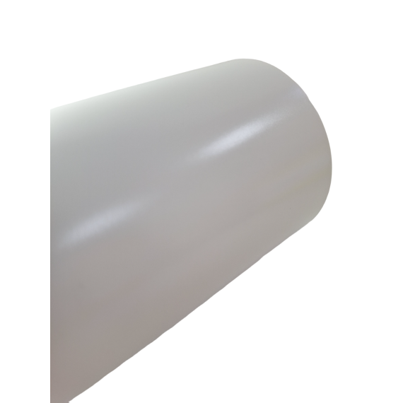 Выскокачественный пластик сохраняет цвет и форму