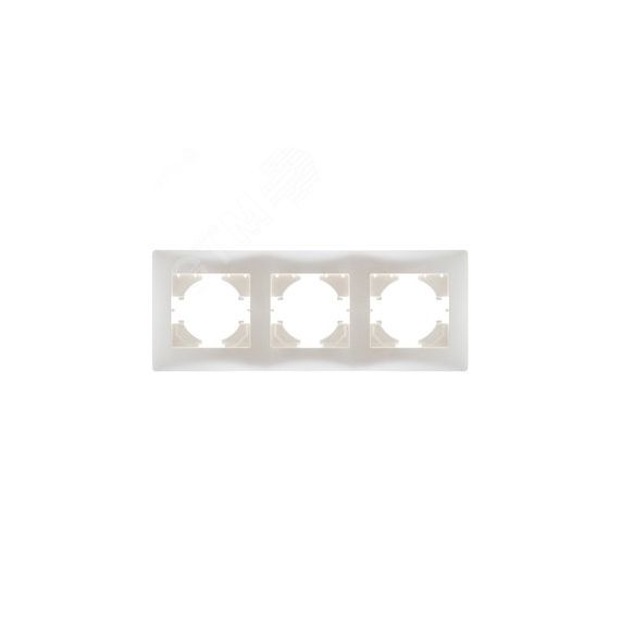 Bravo рамка 3-местная,  жемчуг GUSI Electric С1030-028