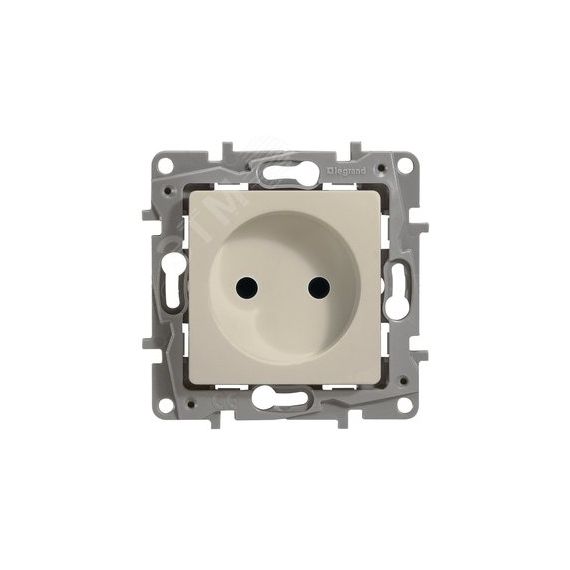 ETIKA Розетка с заземлением слоновая кость винтовые зажимы Daccord/Legrand 672324